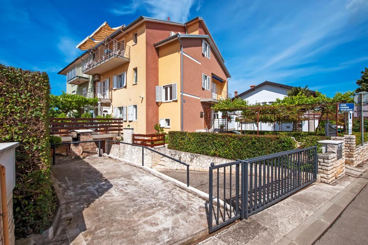 Apartman Klara Rovinj Exterior foto